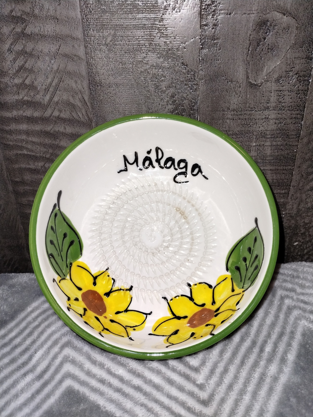 Alfar Tierra Cocida Hand-painted Sunflower Ceramic Bowl
